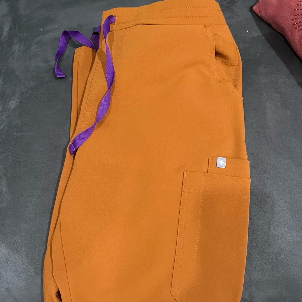 Yola size sm tall